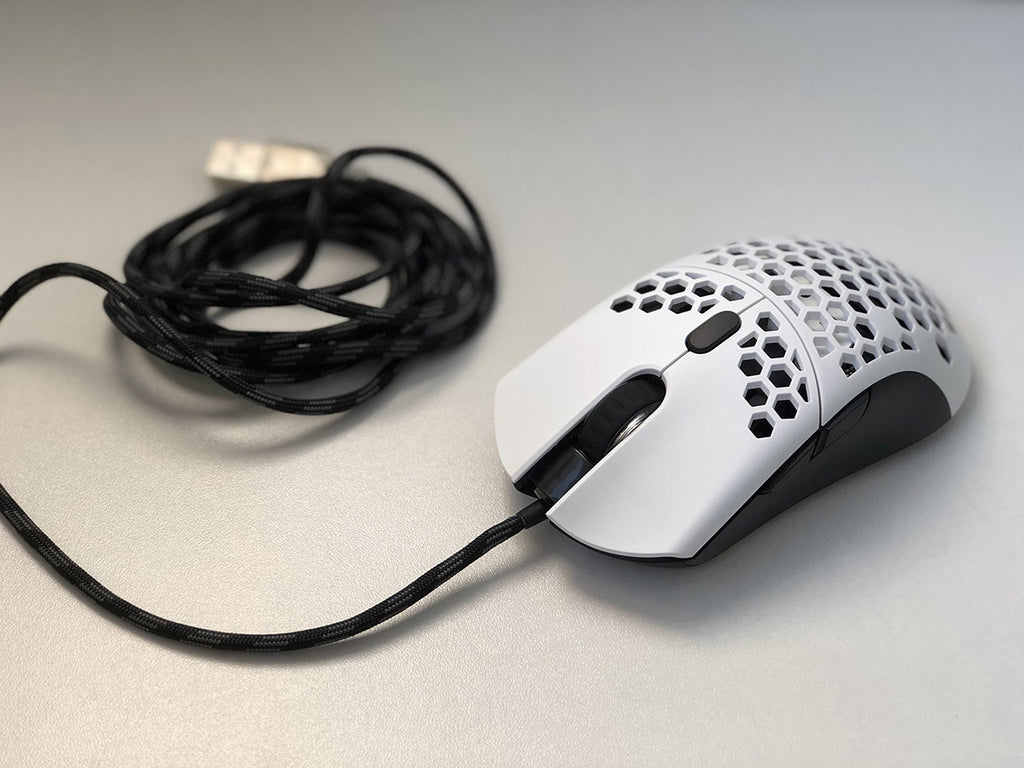 Của hãng Finalmouse: chuột siêu nhẹ trong làng esport